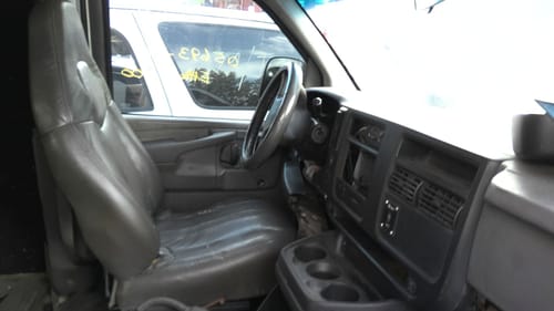 2006 GMC Expr15