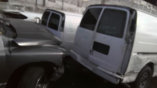 2005 GMC Expr15