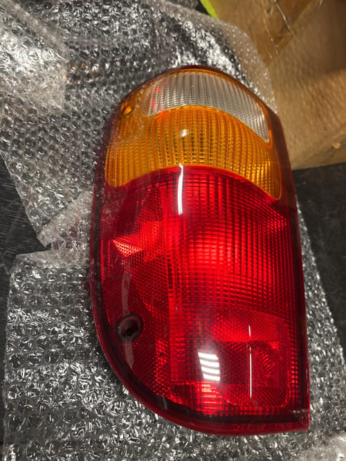2002 Mazda B2300