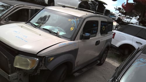 2005 Honda Element