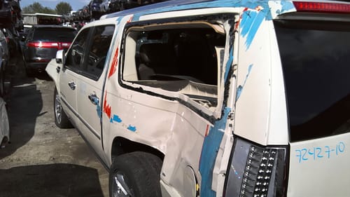 2010 Cadillac Escesv