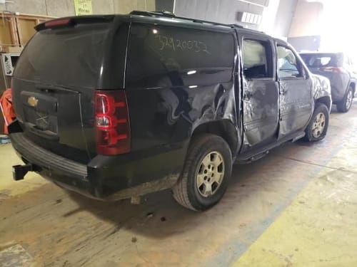 2013 GMC Aval15