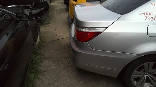 2010 BMW B528i