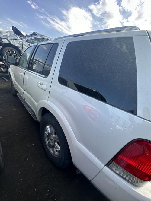 2003 Lincoln Aviator