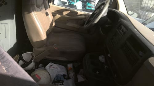 2005 GMC Expr15