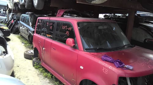 2005 Scion Xb