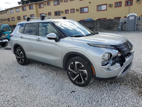2024 Mitsubishi Outlander