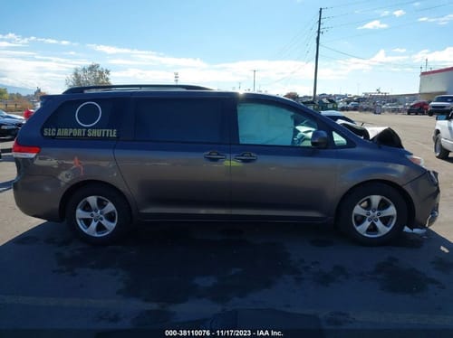 2012 Toyota Sienna
