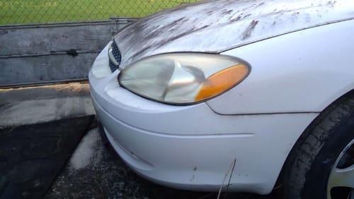 2000 Ford Taurus