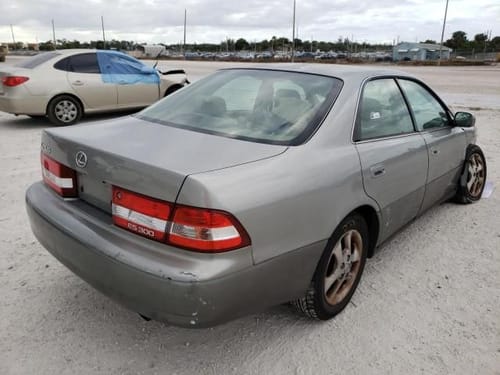 1999 Lexus Es300