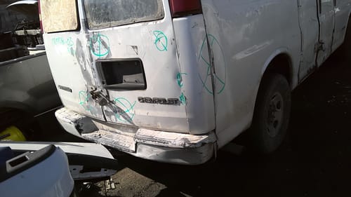2003 GMC Expr25