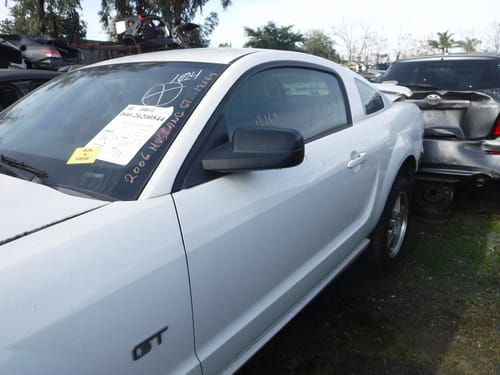 2006 Ford Mustang