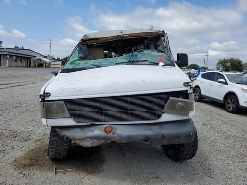 2003 Ford E-350