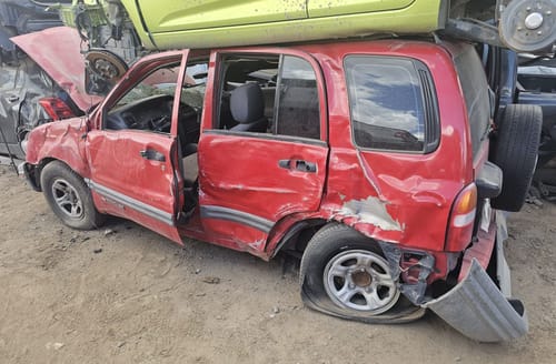 2000 Chevrolet Tracker
