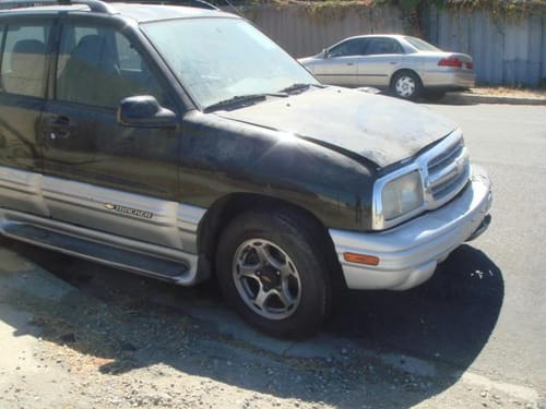 2001 Chevrolet Tracker