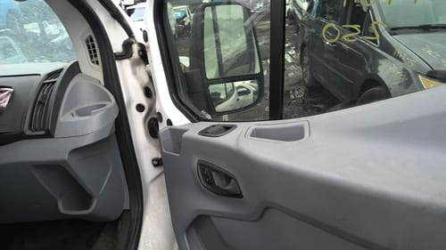 2017 Ford Tra250