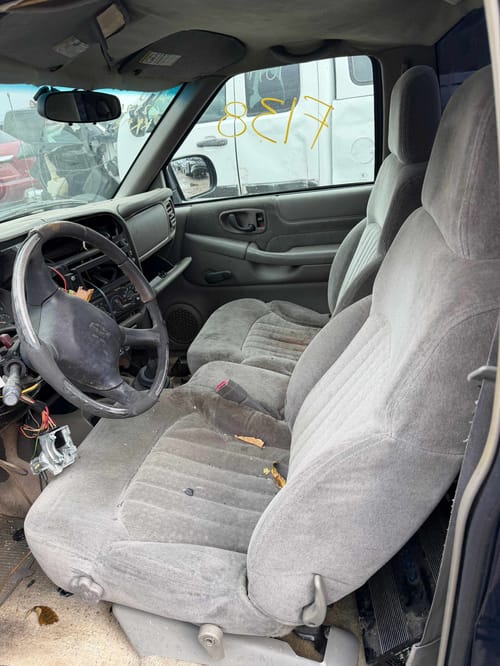 2001 GMC S10s15