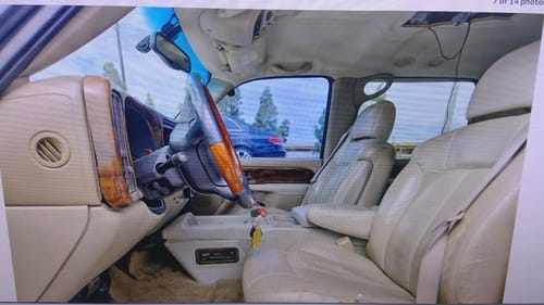 2001 GMC Sub250