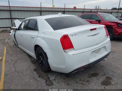 2016 Chrysler 300