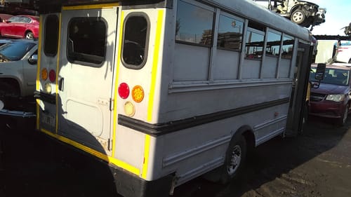 2009 GMC Expr35