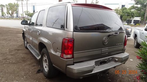 2002 Cadillac Escalade