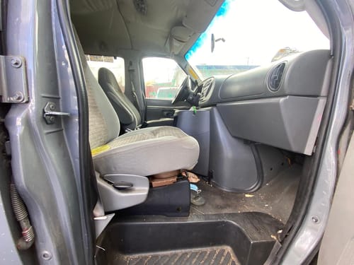 2003 Ford E-350