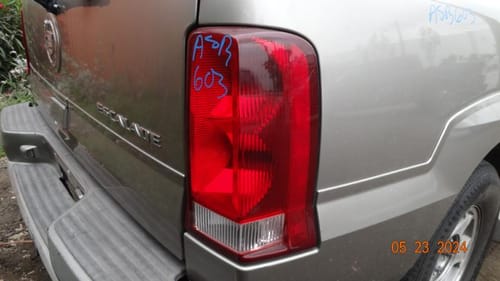 2002 Cadillac Escalade