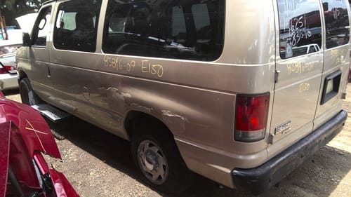 2009 Ford E-150