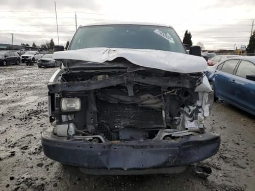 2009 GMC Expr15