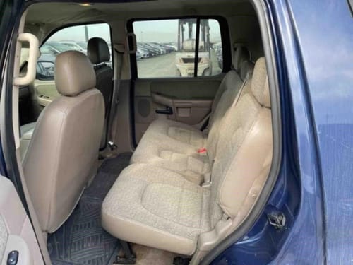 2004 Ford Explorer