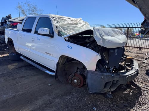 2006 GMC Denali