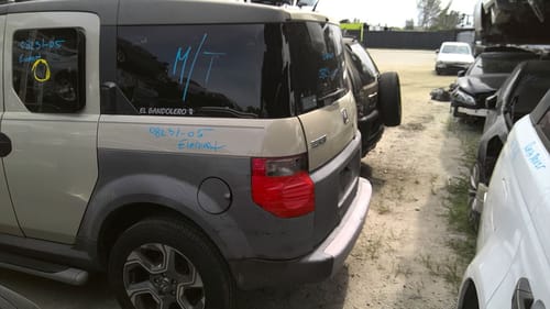 2005 Honda Element