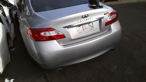 2011 Infiniti M37