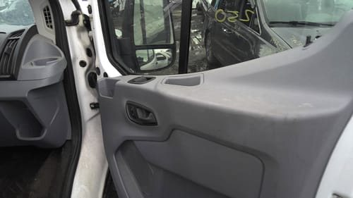 2017 Ford Tra250