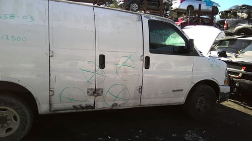 2003 GMC Expr25